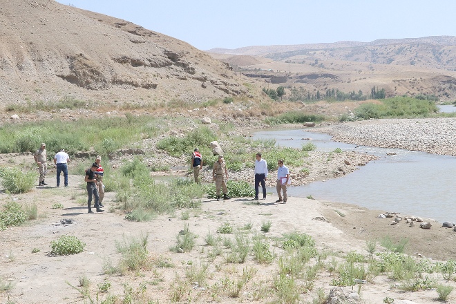 kezer-cayinda-erkek-cesedi-bulundu-(1).jpg