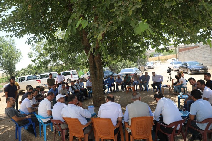 tarim-ve-orman-diyarbakir-il-muduru-ciftciler-ile-bulustu.jpg