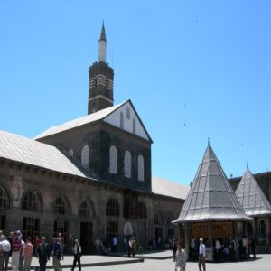 ulu-cami-001.jpg ulu-cami-001.jpg