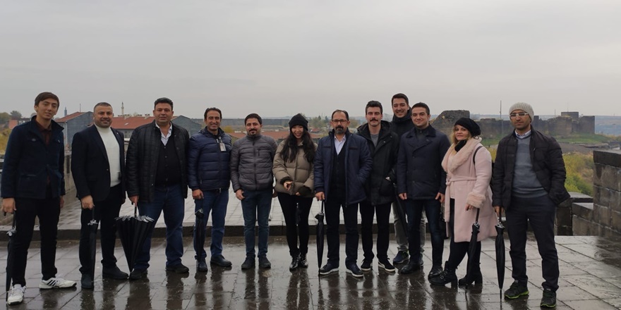 uzakdogu-asya-ve-guney-amerikali-tur-operatorleri-diyarbakir’da-(3).jpg