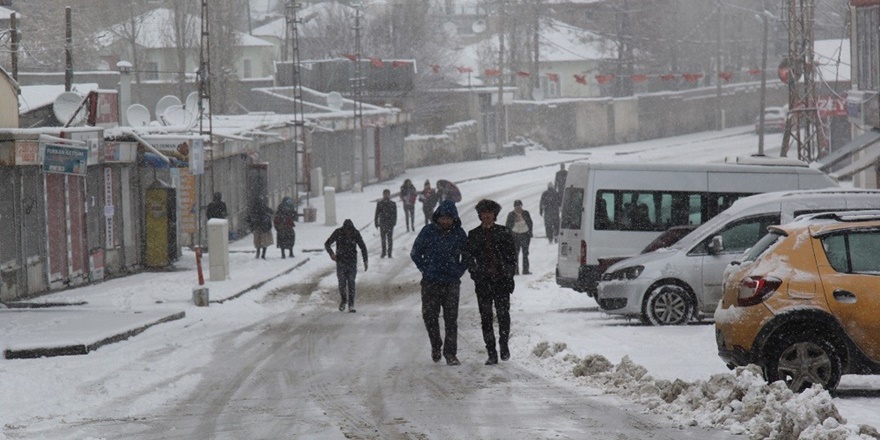 van-baskale’de-kar-yagisi-(2).jpg