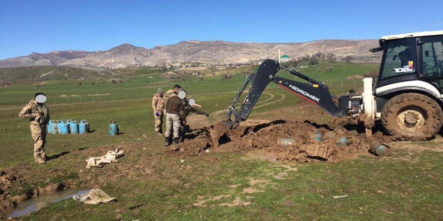 Diyarbakır'da sığınak patlatıldı